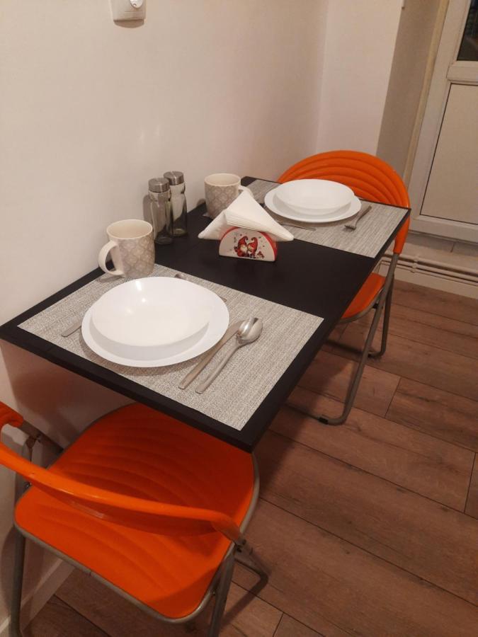 Lyra Apartment Sfântu-Gheorghe Dış mekan fotoğraf